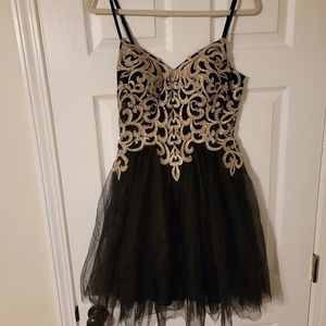 Homecoming gold and black dress, size 9
